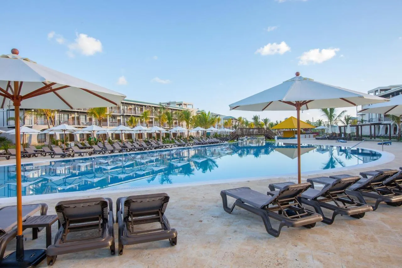 Hotel El Beso Adults Only At Ocean El Faro Punta Cana Ośrodek wypoczynkowy