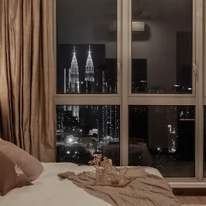 & Residences @ Regalia By Plc Апартаменты